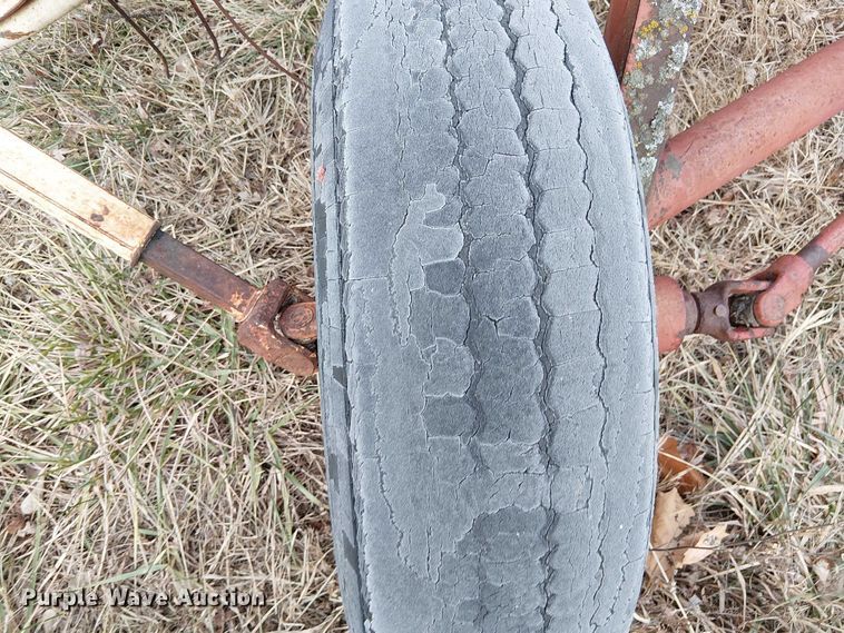 image for item FK0877 International 35 hay rake