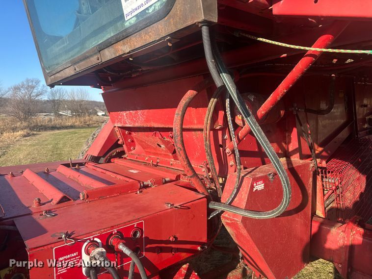 image for item FK0884 1991 Case  1660 Axial-Flow  RWA combine