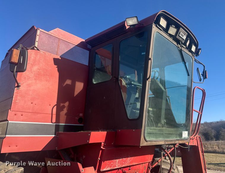 image for item FK0884 1991 Case  1660 Axial-Flow  RWA combine