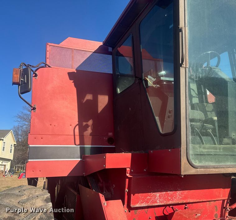 image for item FK0884 1991 Case  1660 Axial-Flow  RWA combine