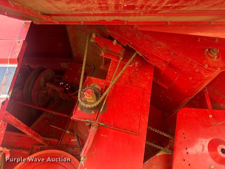 image for item FK0884 1991 Case  1660 Axial-Flow  RWA combine