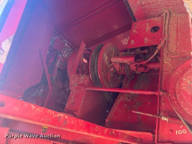 image for item FK0884 1991 Case  1660 Axial-Flow  RWA combine