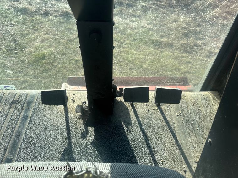 image for item FK0884 1991 Case  1660 Axial-Flow  RWA combine