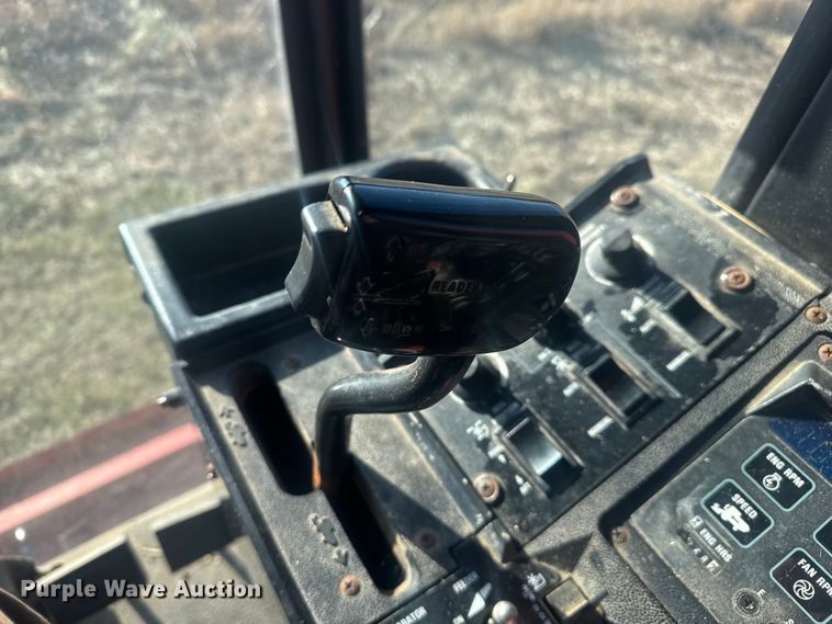 image for item FK0884 1991 Case  1660 Axial-Flow  RWA combine