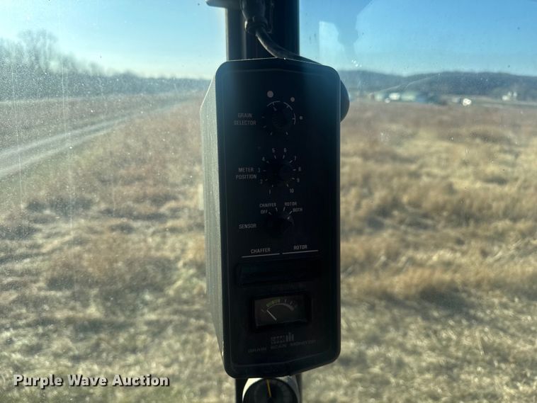 image for item FK0884 1991 Case  1660 Axial-Flow  RWA combine