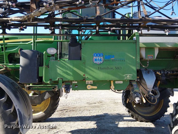 image for item FK0902 John Deere 4730 sprayer