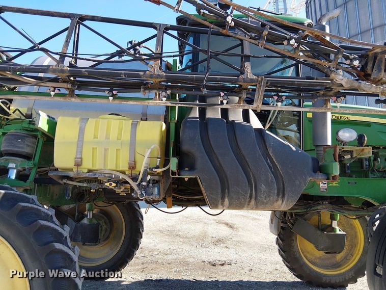 image for item FK0902 John Deere 4730 sprayer