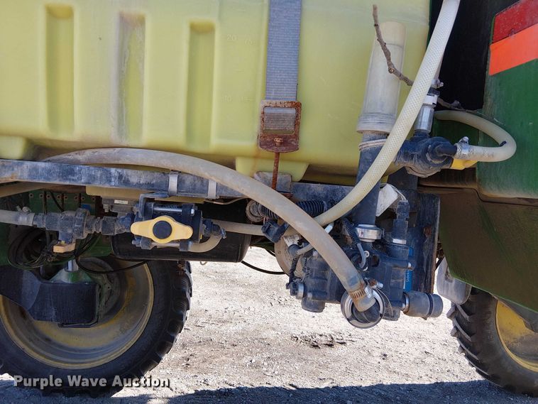 image for item FK0902 John Deere 4730 sprayer