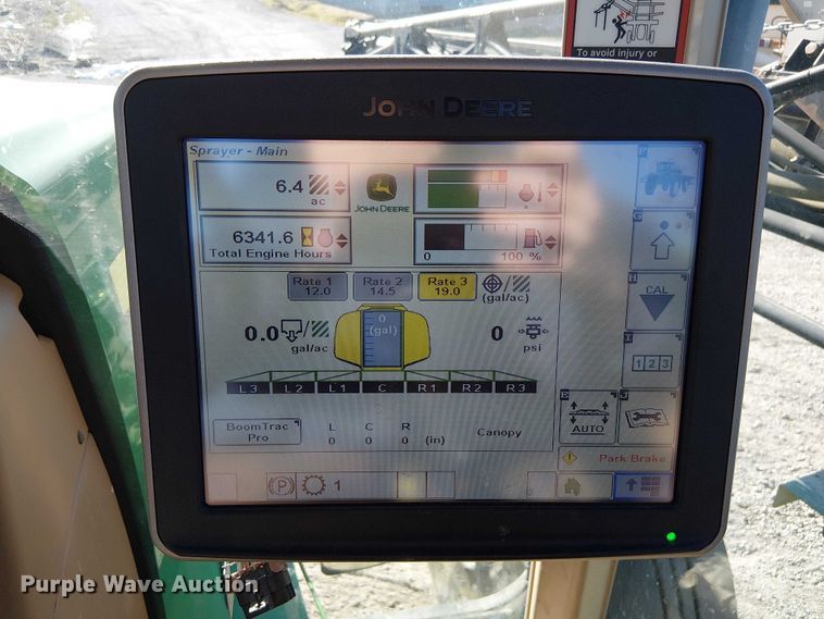 image for item FK0902 John Deere 4730 sprayer