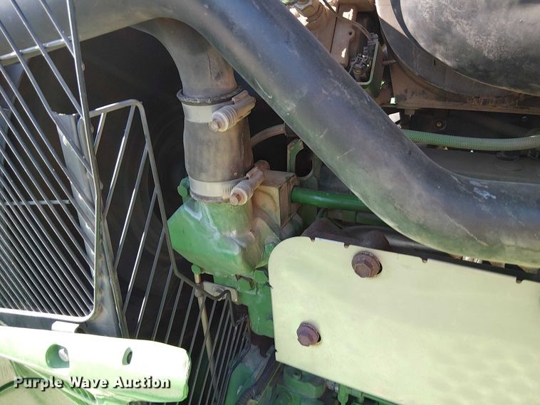 image for item FK0902 John Deere 4730 sprayer