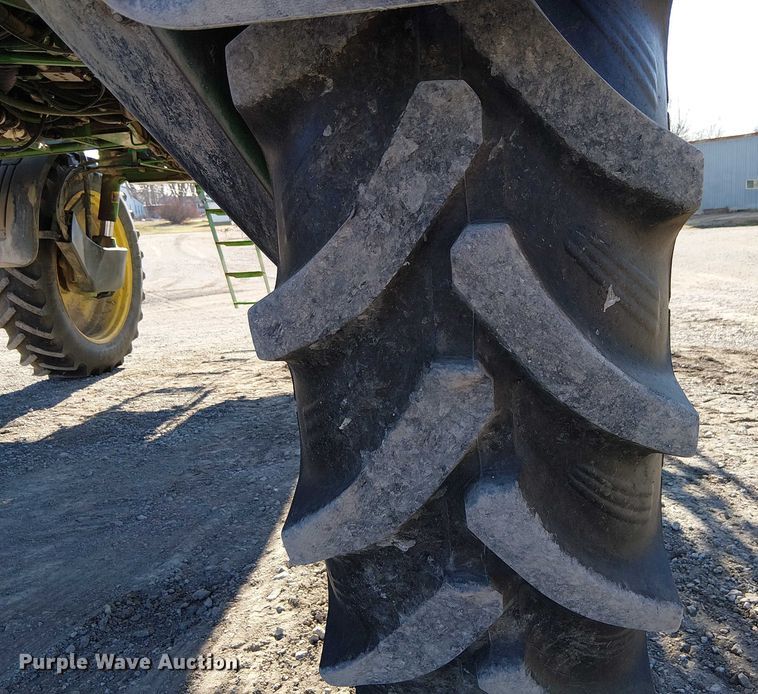 image for item FK0902 John Deere 4730 sprayer