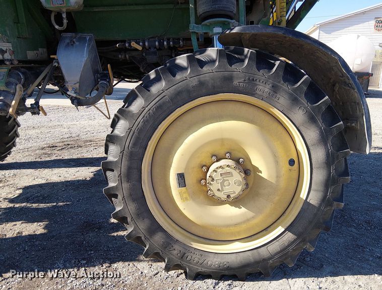 image for item FK0902 John Deere 4730 sprayer