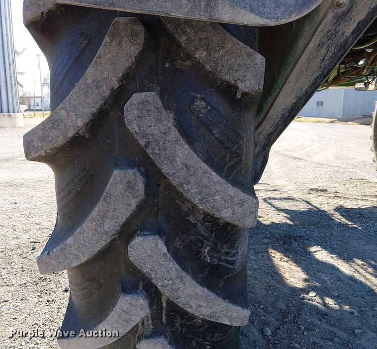 image for item FK0902 John Deere 4730 sprayer