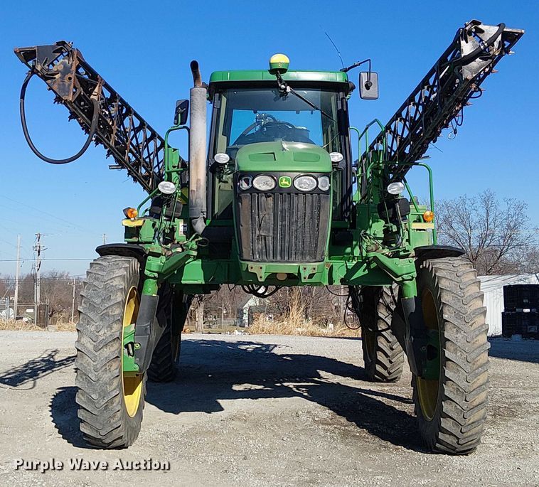 image for item FK0903 2006 John Deere 4720 sprayer