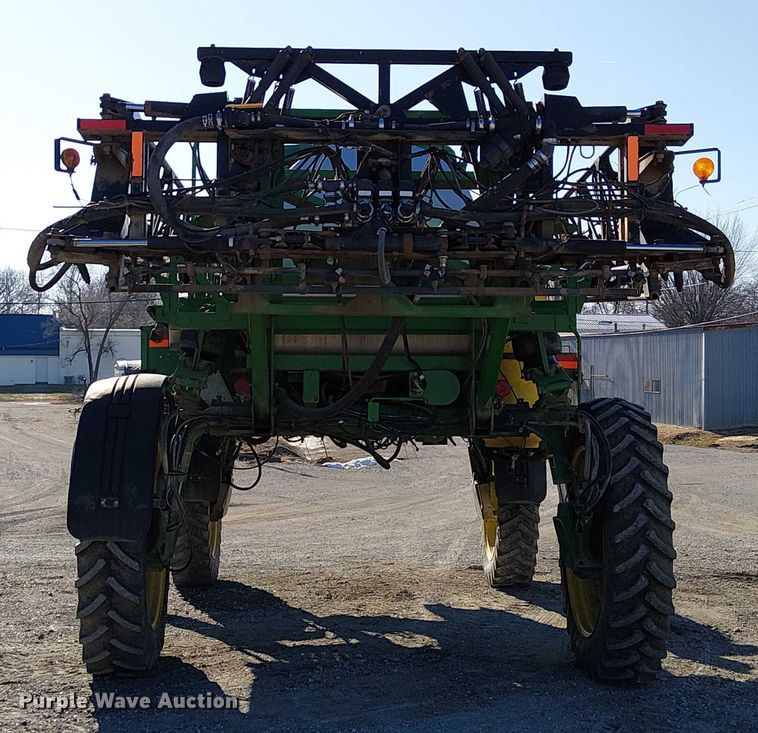image for item FK0903 2006 John Deere 4720 sprayer