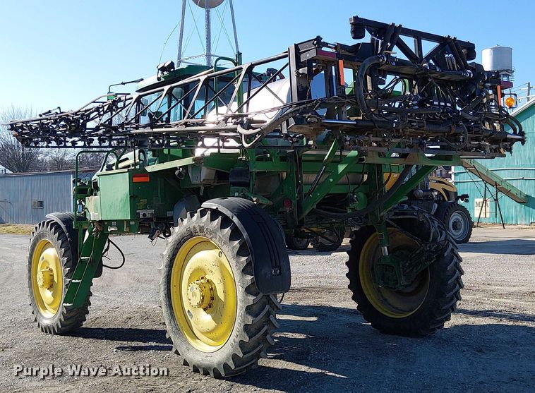 image for item FK0903 2006 John Deere 4720 sprayer