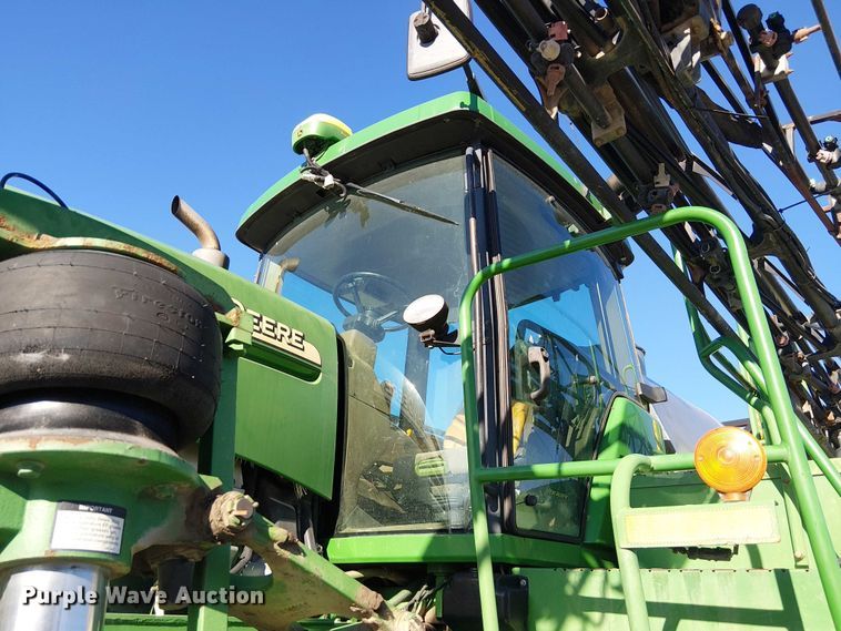 image for item FK0903 2006 John Deere 4720 sprayer