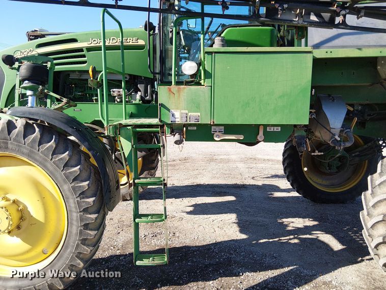 image for item FK0903 2006 John Deere 4720 sprayer
