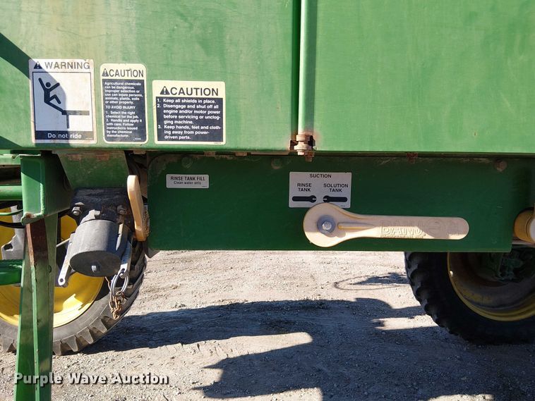 image for item FK0903 2006 John Deere 4720 sprayer