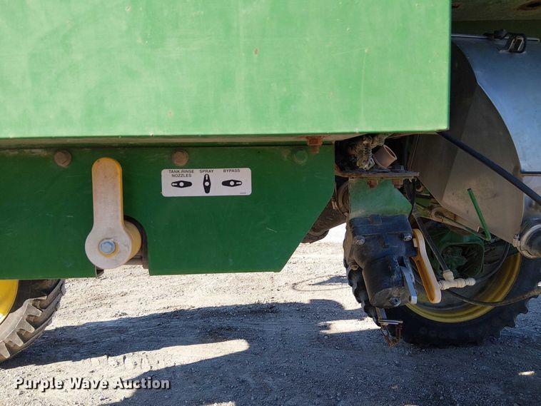 image for item FK0903 2006 John Deere 4720 sprayer