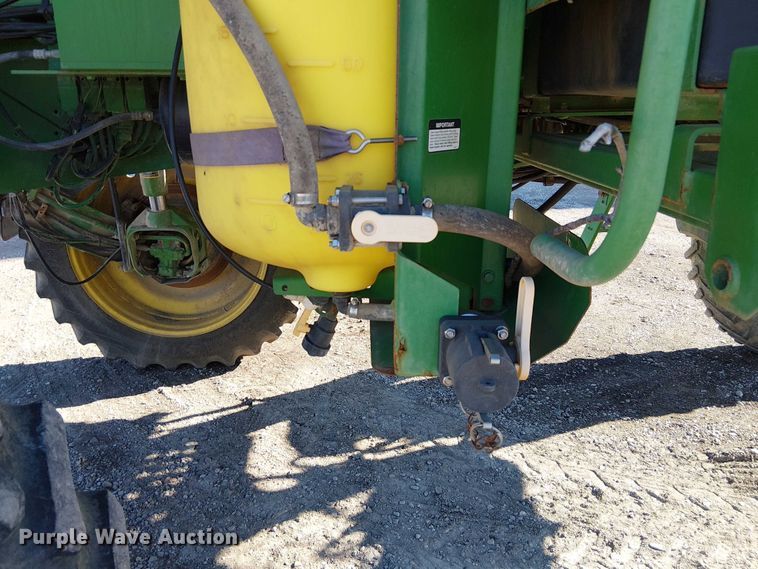 image for item FK0903 2006 John Deere 4720 sprayer
