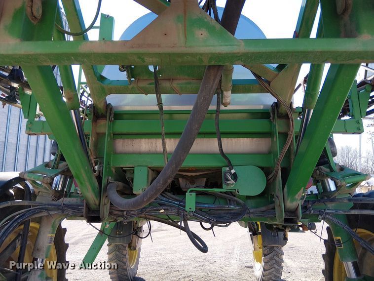 image for item FK0903 2006 John Deere 4720 sprayer
