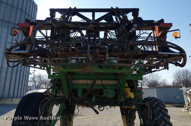 image for item FK0903 2006 John Deere 4720 sprayer