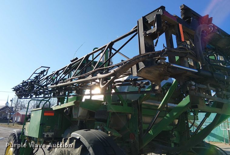 image for item FK0903 2006 John Deere 4720 sprayer