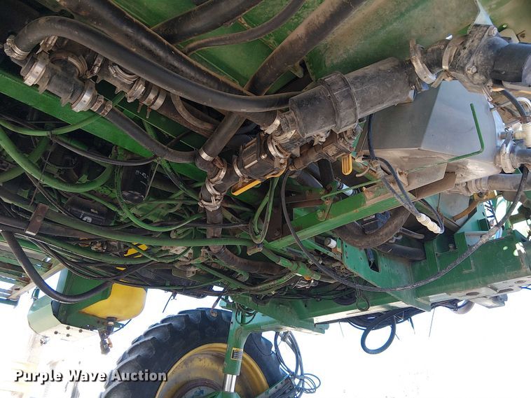image for item FK0903 2006 John Deere 4720 sprayer