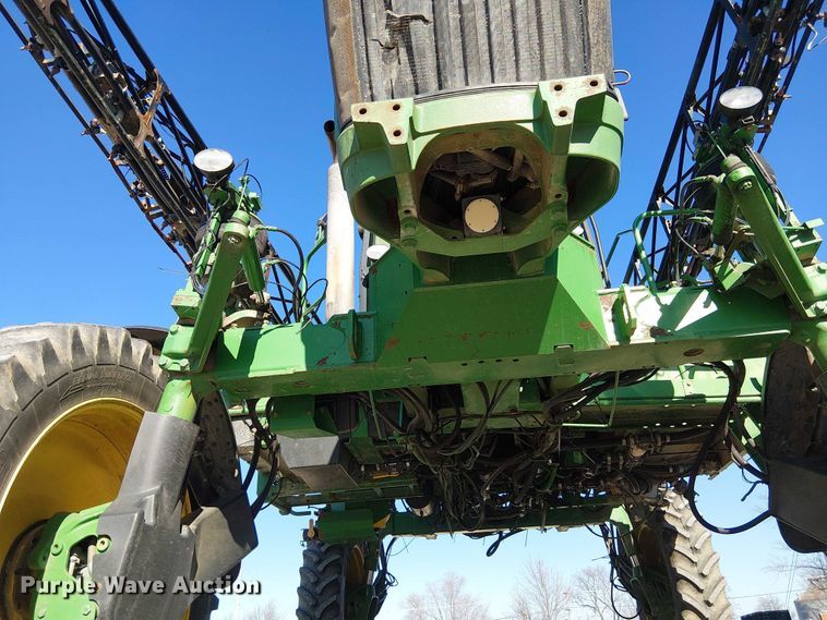 image for item FK0903 2006 John Deere 4720 sprayer