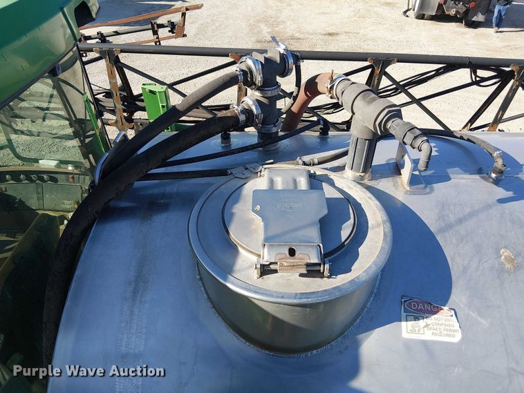 image for item FK0903 2006 John Deere 4720 sprayer