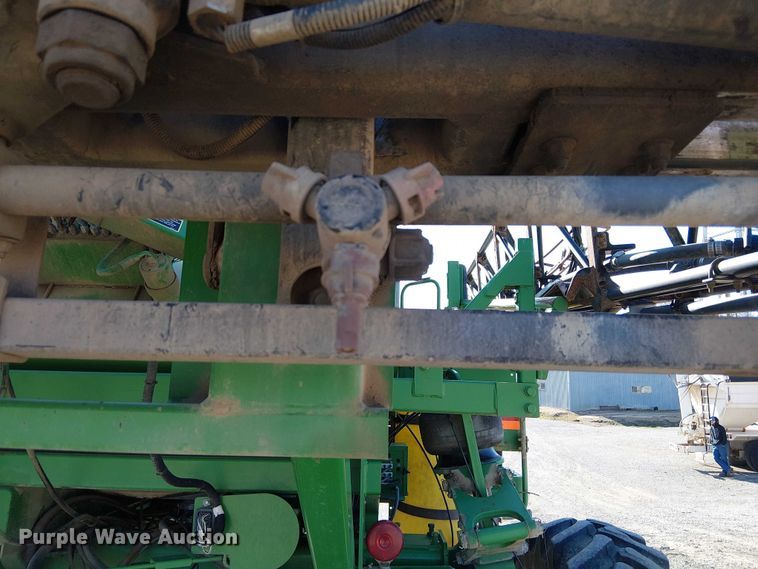 image for item FK0903 2006 John Deere 4720 sprayer