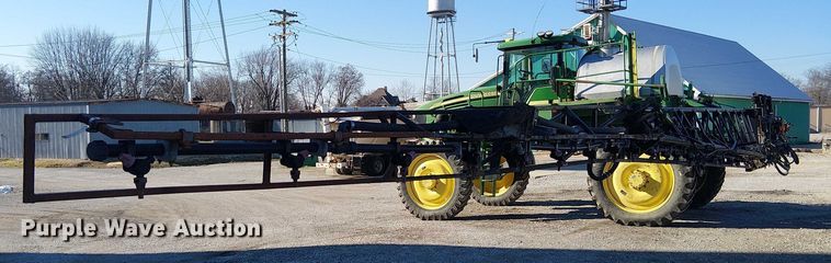 image for item FK0903 2006 John Deere 4720 sprayer