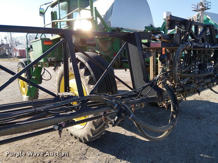 image for item FK0903 2006 John Deere 4720 sprayer