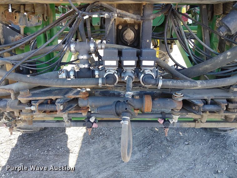 image for item FK0903 2006 John Deere 4720 sprayer