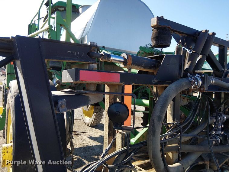 image for item FK0903 2006 John Deere 4720 sprayer
