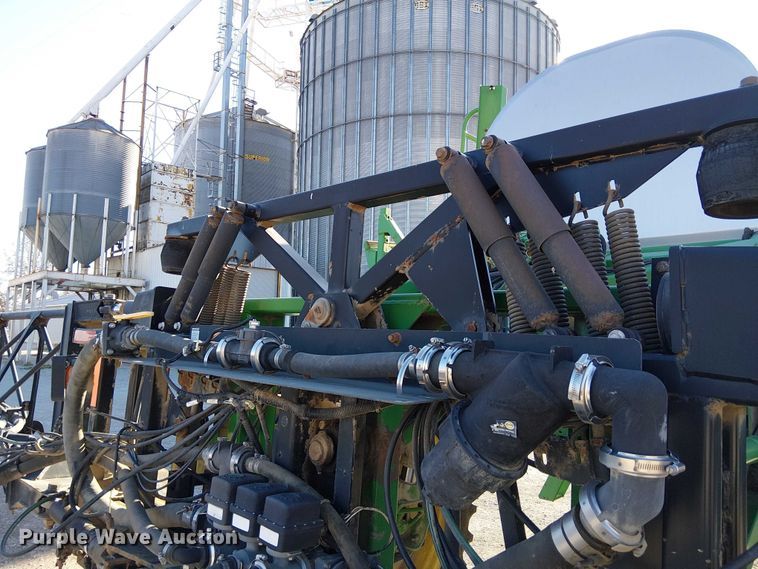 image for item FK0903 2006 John Deere 4720 sprayer