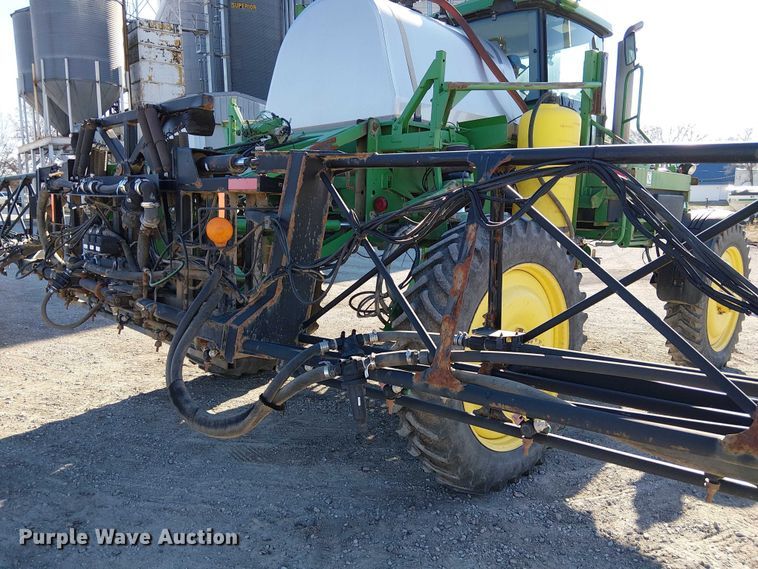 image for item FK0903 2006 John Deere 4720 sprayer