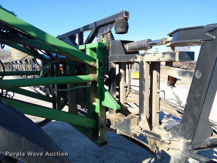image for item FK0903 2006 John Deere 4720 sprayer
