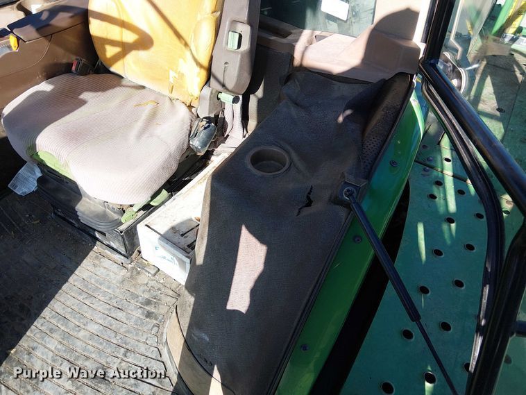 image for item FK0903 2006 John Deere 4720 sprayer