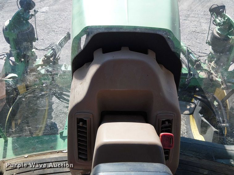 image for item FK0903 2006 John Deere 4720 sprayer