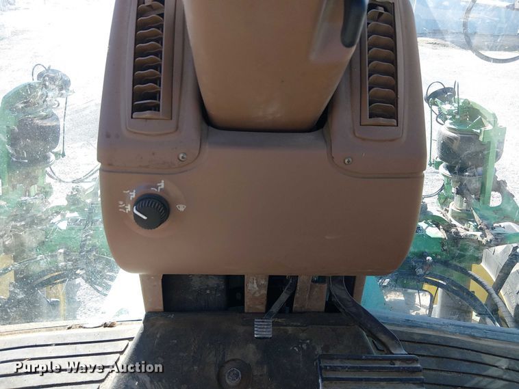 image for item FK0903 2006 John Deere 4720 sprayer