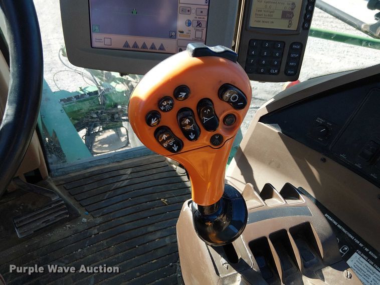 image for item FK0903 2006 John Deere 4720 sprayer