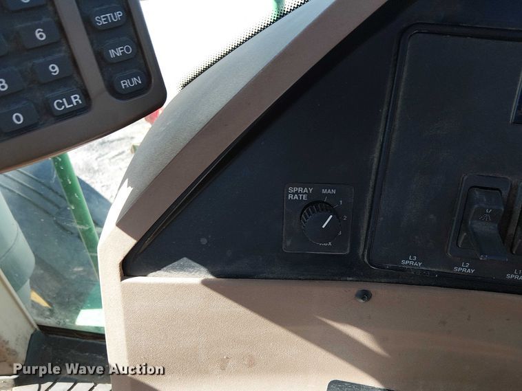 image for item FK0903 2006 John Deere 4720 sprayer