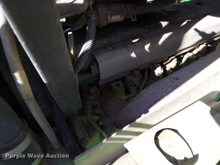 image for item FK0903 2006 John Deere 4720 sprayer