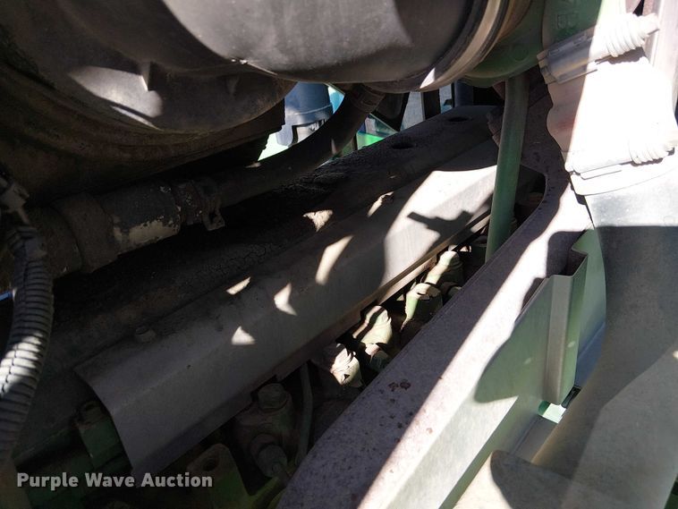 image for item FK0903 2006 John Deere 4720 sprayer