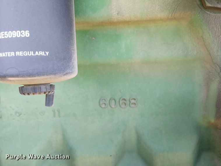 image for item FK0903 2006 John Deere 4720 sprayer