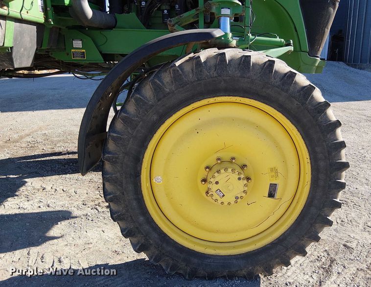 image for item FK0903 2006 John Deere 4720 sprayer