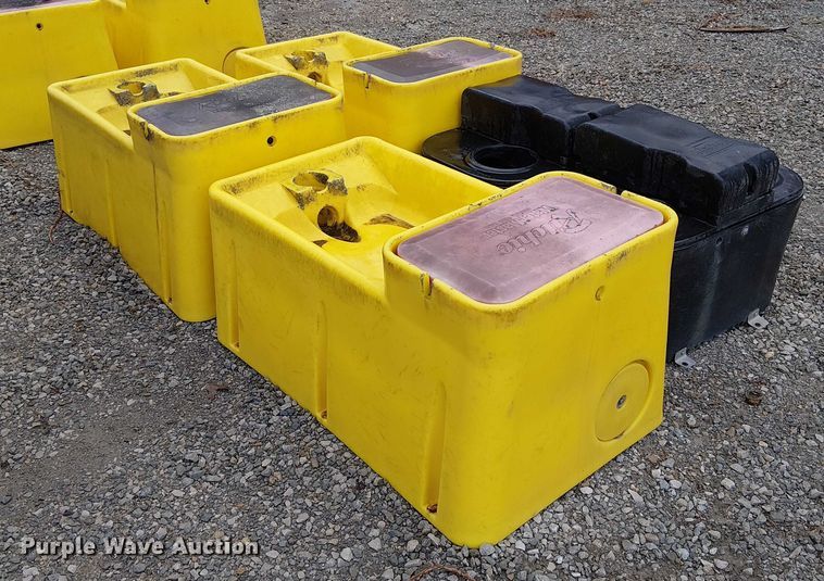 image for item FK0913 (5) livestock waterer