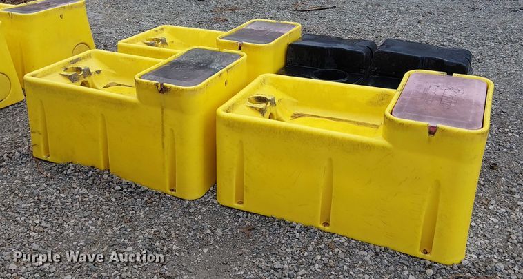 image for item FK0913 (5) livestock waterer